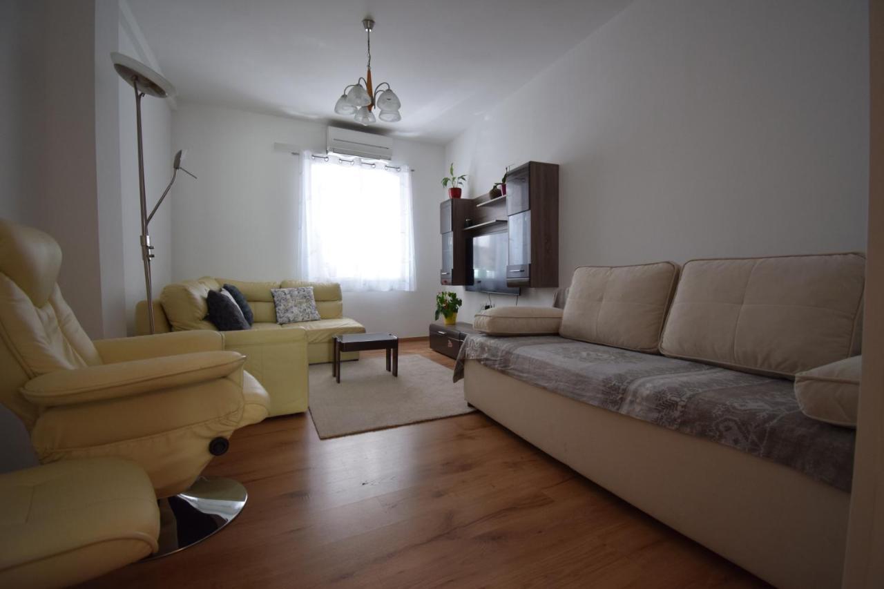 Apartment Adem Koper Extérieur photo