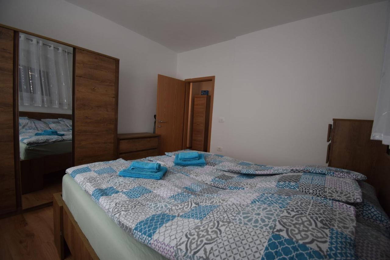 Apartment Adem Koper Extérieur photo