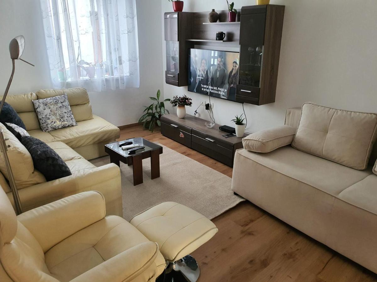 Apartment Adem Koper Extérieur photo