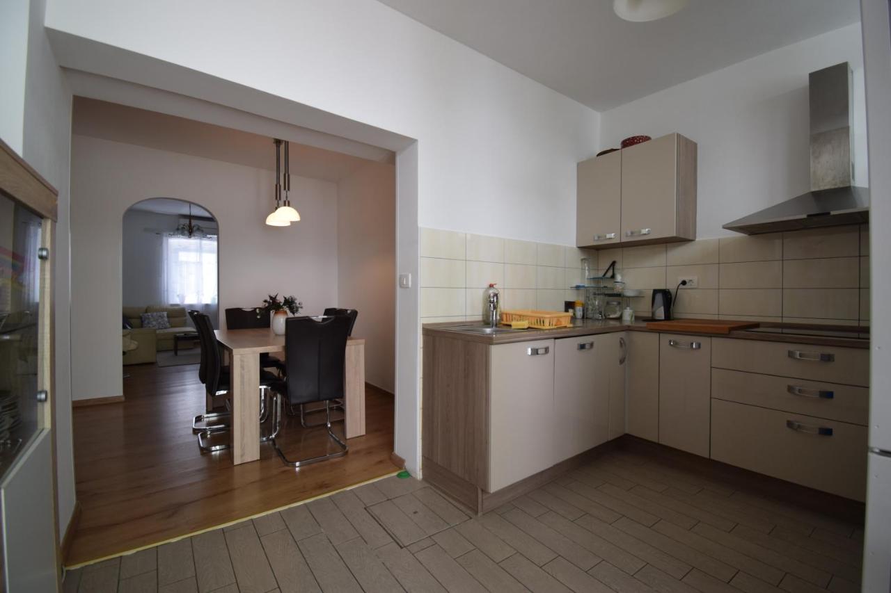 Apartment Adem Koper Extérieur photo